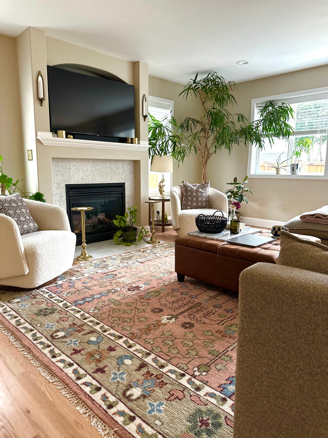 Ready to Ship Pink, Olive and Beige Traditional Vintage Style Tree Wool Rug